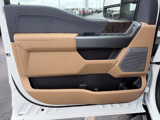 2027 Ford F-350SD Lariat