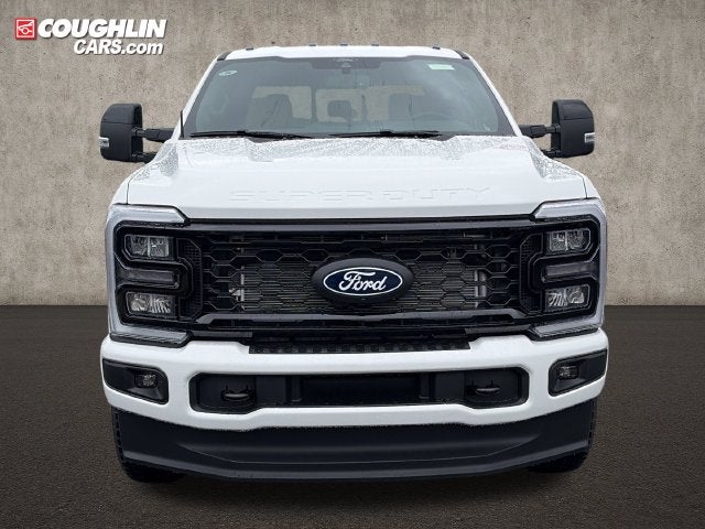 2027 Ford F-350SD Lariat