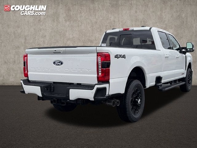 2027 Ford F-350SD Lariat