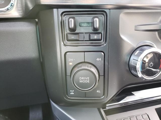 2025 Ford F-350SD Lariat