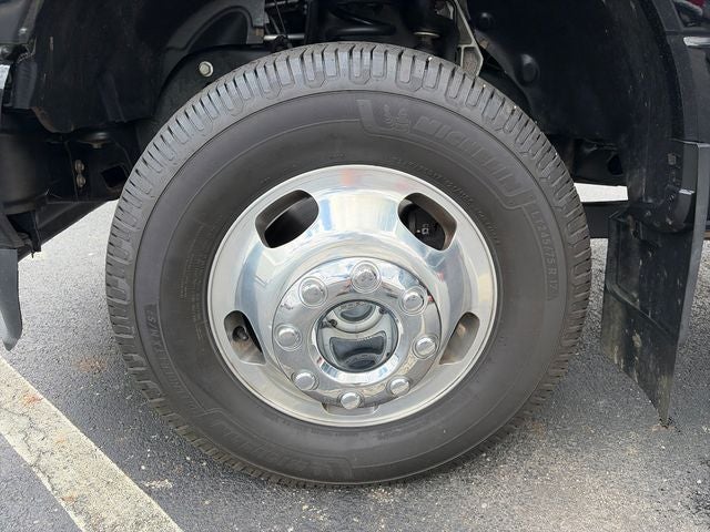 2022 Ford F-350SD Lariat DRW
