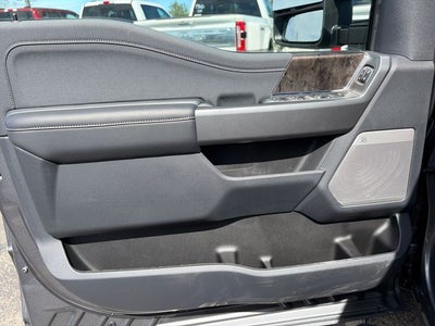 2027 Ford F-450SD Lariat DRW