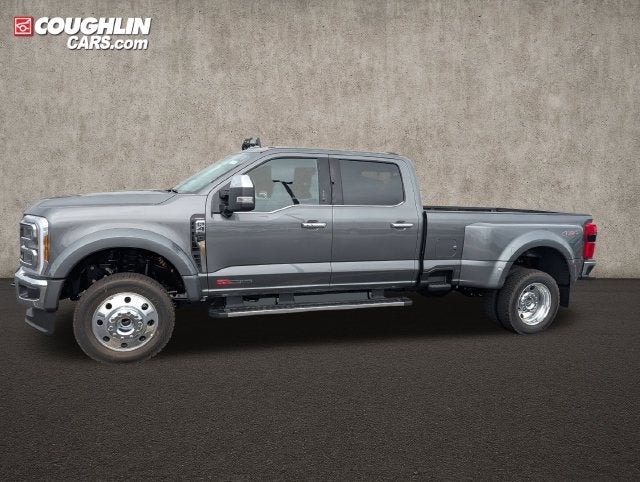 2027 Ford F-450SD Lariat DRW