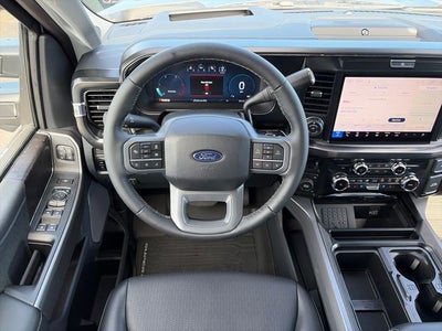 2027 Ford F-450SD Lariat DRW