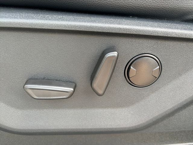 2027 Ford F-450SD Lariat DRW