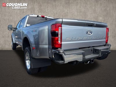 2027 Ford F-450SD Lariat DRW