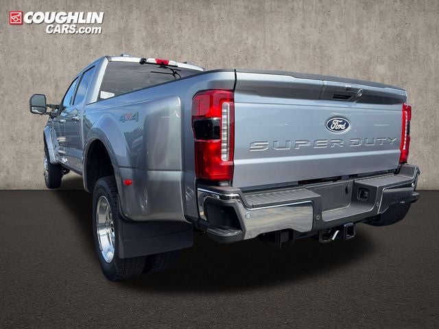 2027 Ford F-450SD Lariat DRW