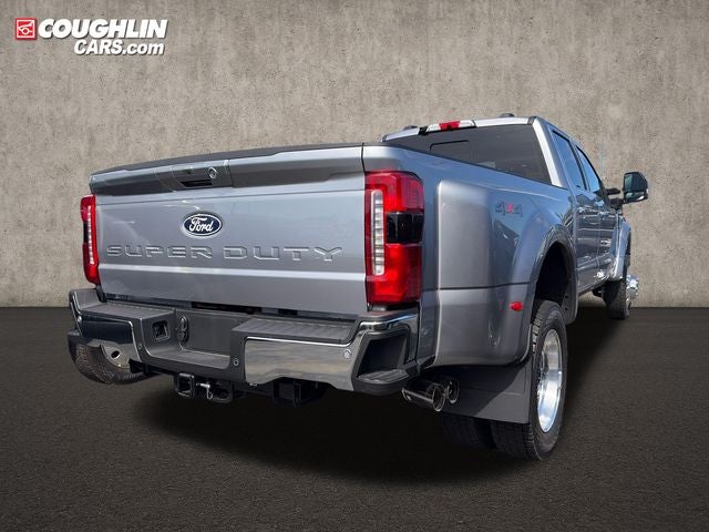 2027 Ford F-450SD Lariat DRW