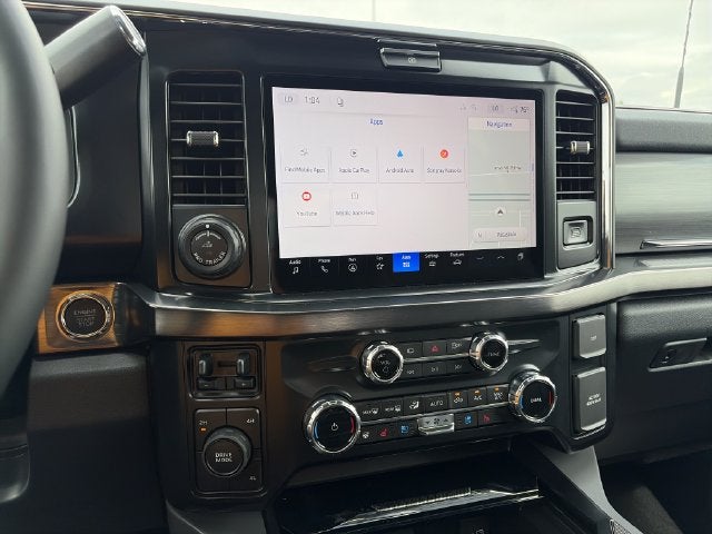 2027 Ford F-450SD Lariat DRW