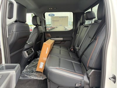2027 Ford F-450SD Lariat DRW