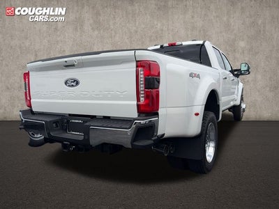 2027 Ford F-450SD Lariat DRW