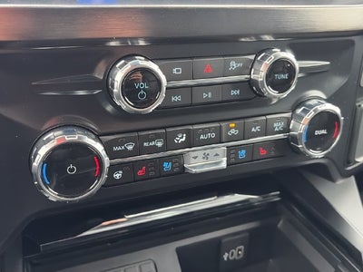 2027 Ford F-450SD Lariat DRW