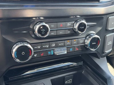 2027 Ford F-450SD Lariat DRW