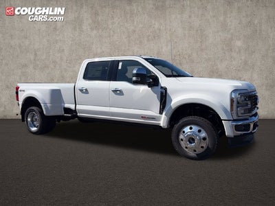 2027 Ford F-450SD Lariat DRW