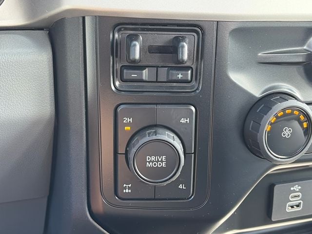 2027 Ford F-250SD XL