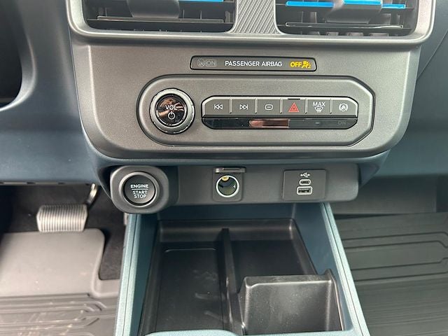 2025 Ford Maverick Lobo Standard