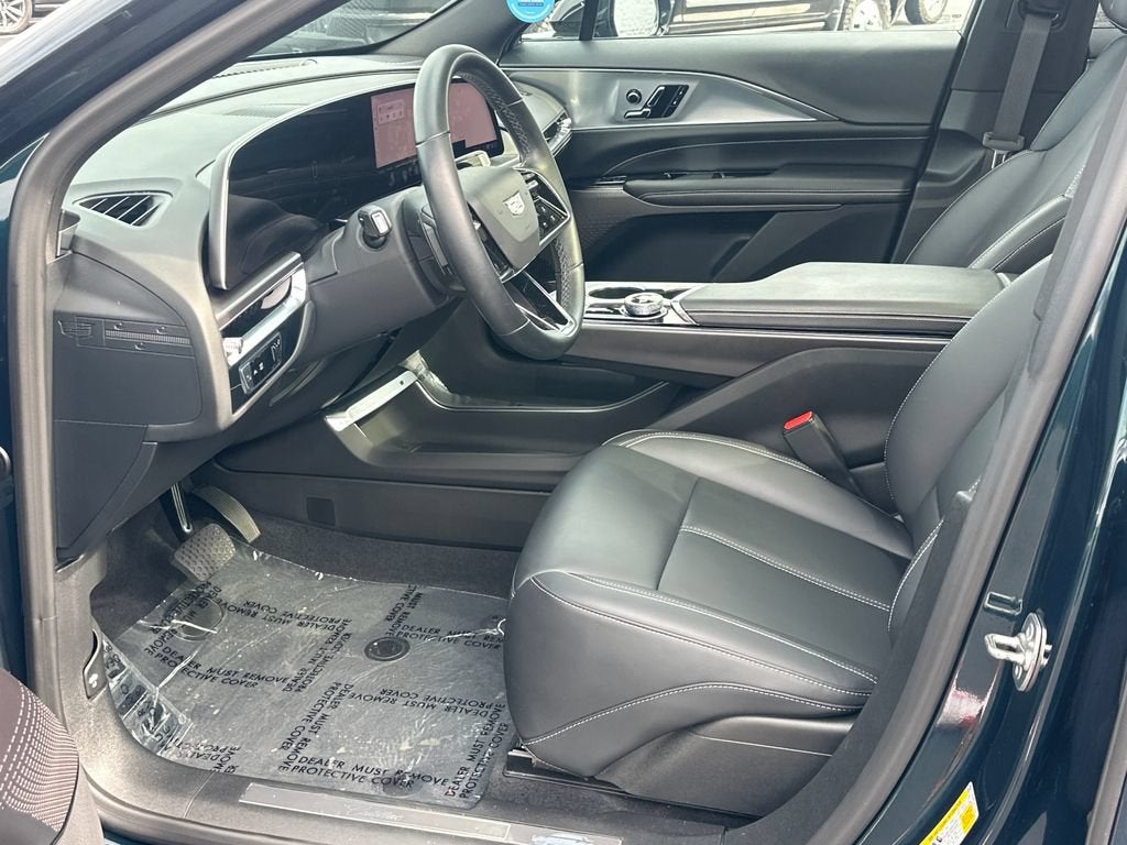 2024 Cadillac LYRIQ Tech