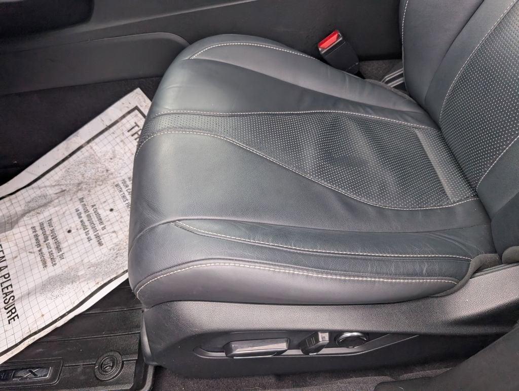 2023 Acura TLX w/Technology Package