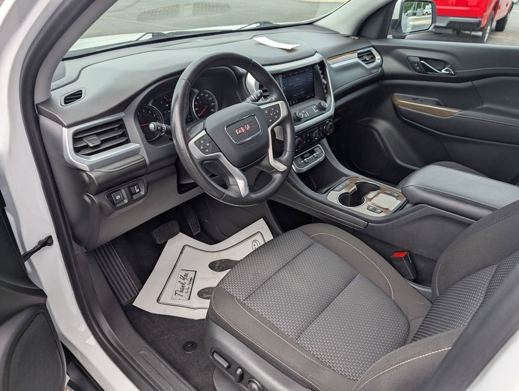 2020 GMC Acadia SLE