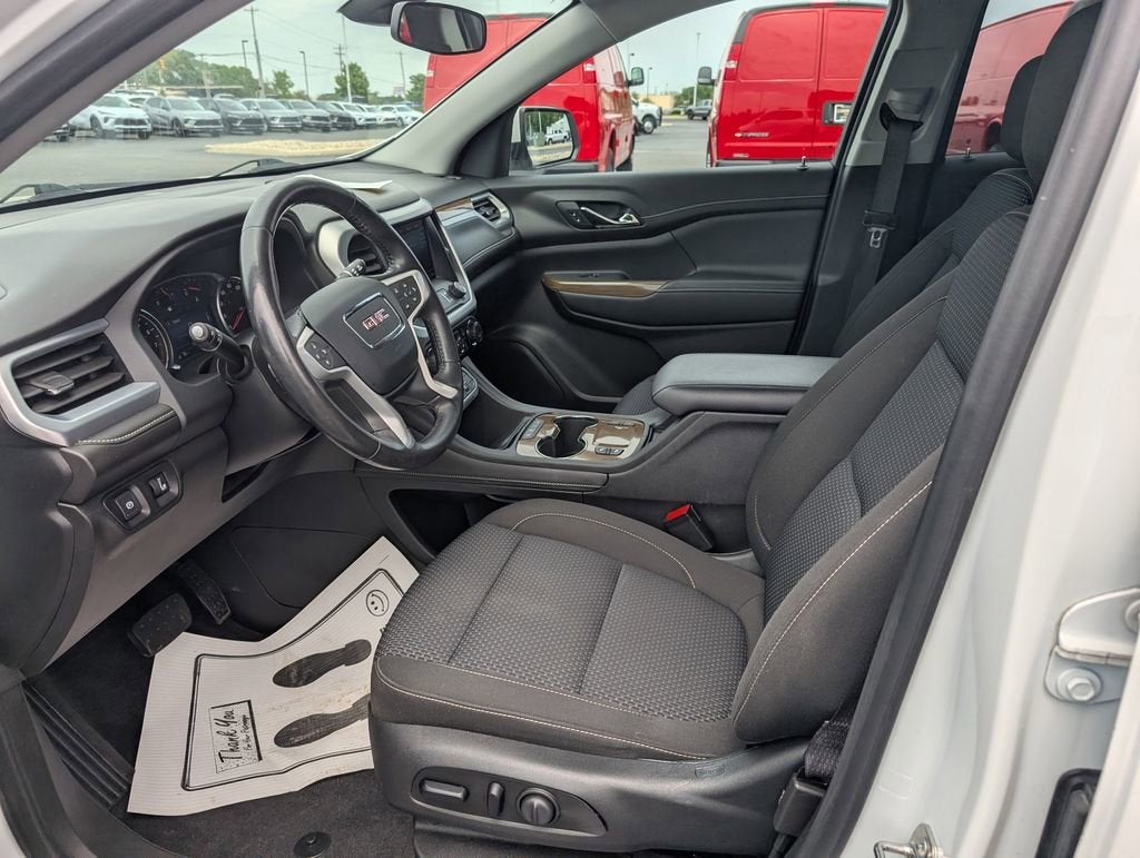 2020 GMC Acadia SLE