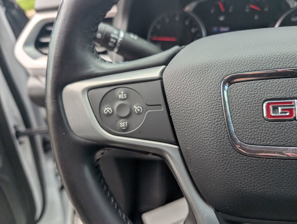 2020 GMC Acadia SLE