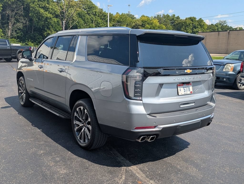 2025 Chevrolet Suburban High Country