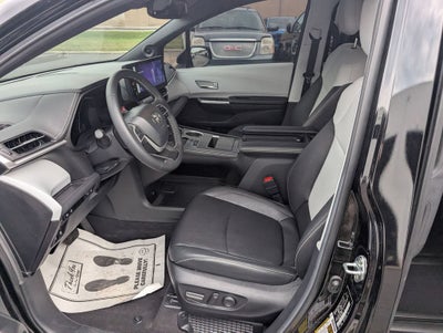 2025 Toyota Sienna XSE