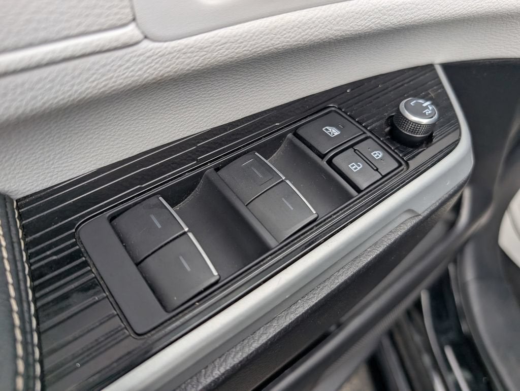 2025 Toyota Sienna XSE