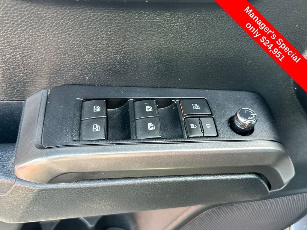 2016 Toyota Tacoma SR5