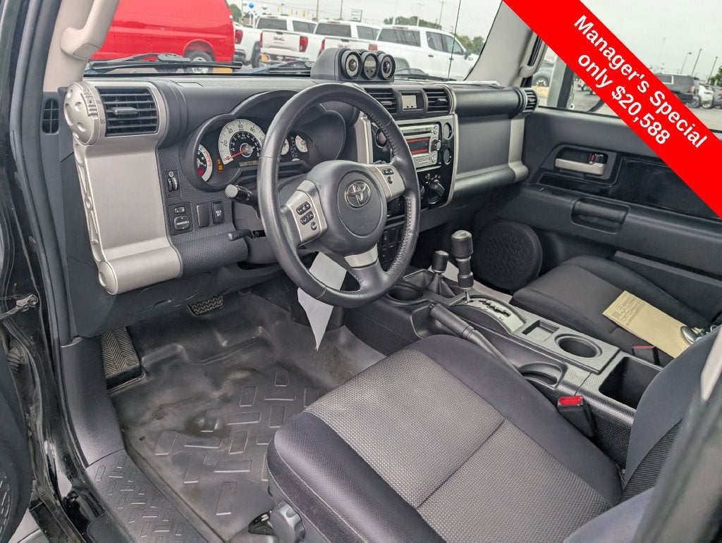 2014 Toyota FJ Cruiser Base