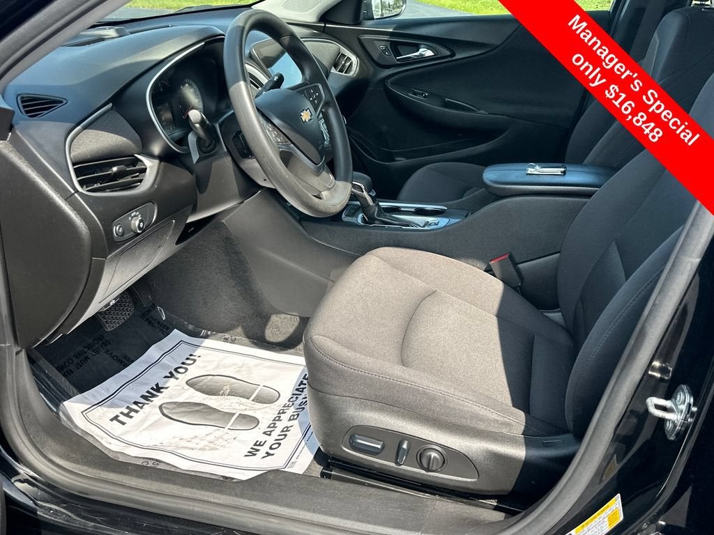 2022 Chevrolet Malibu LT