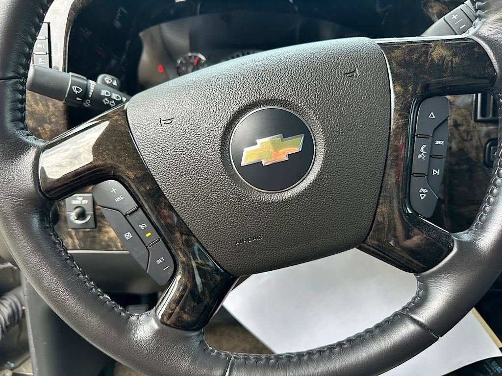 2023 Chevrolet Express Cargo 2500 WT