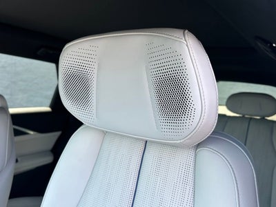 2024 Cadillac LYRIQ Sport 2