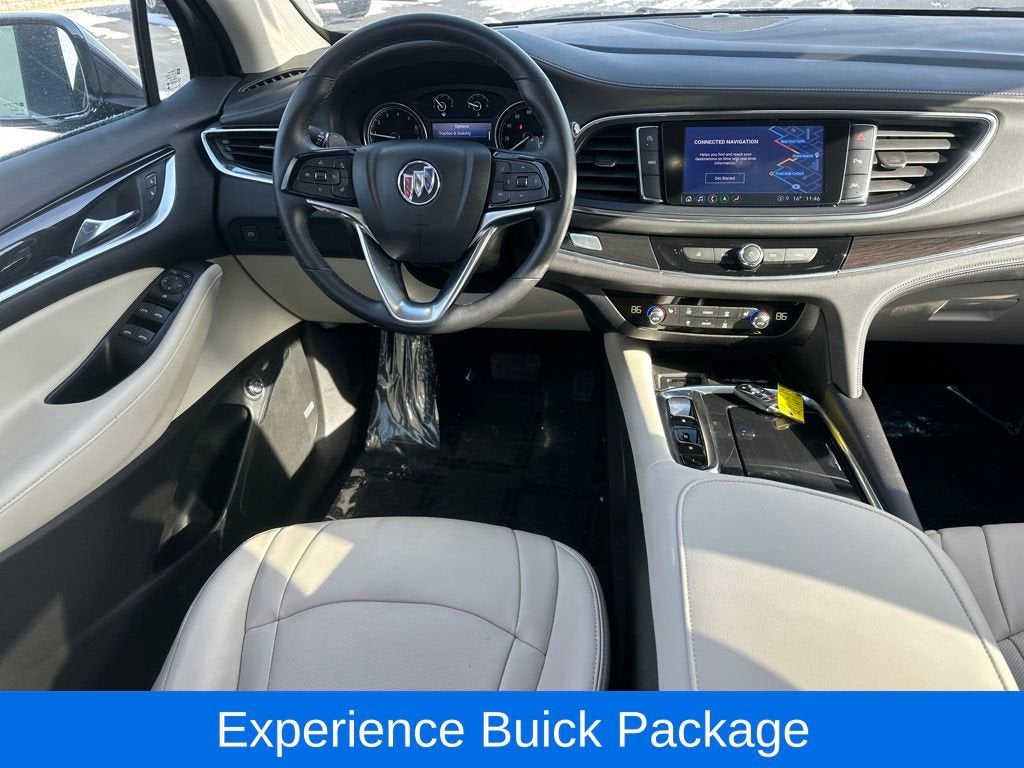 2022 Buick Enclave Essence