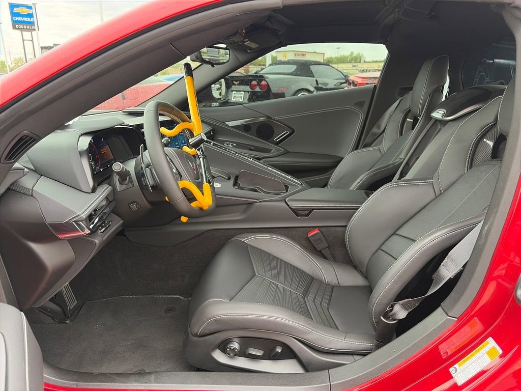 2025 Chevrolet Corvette Stingray 2LT