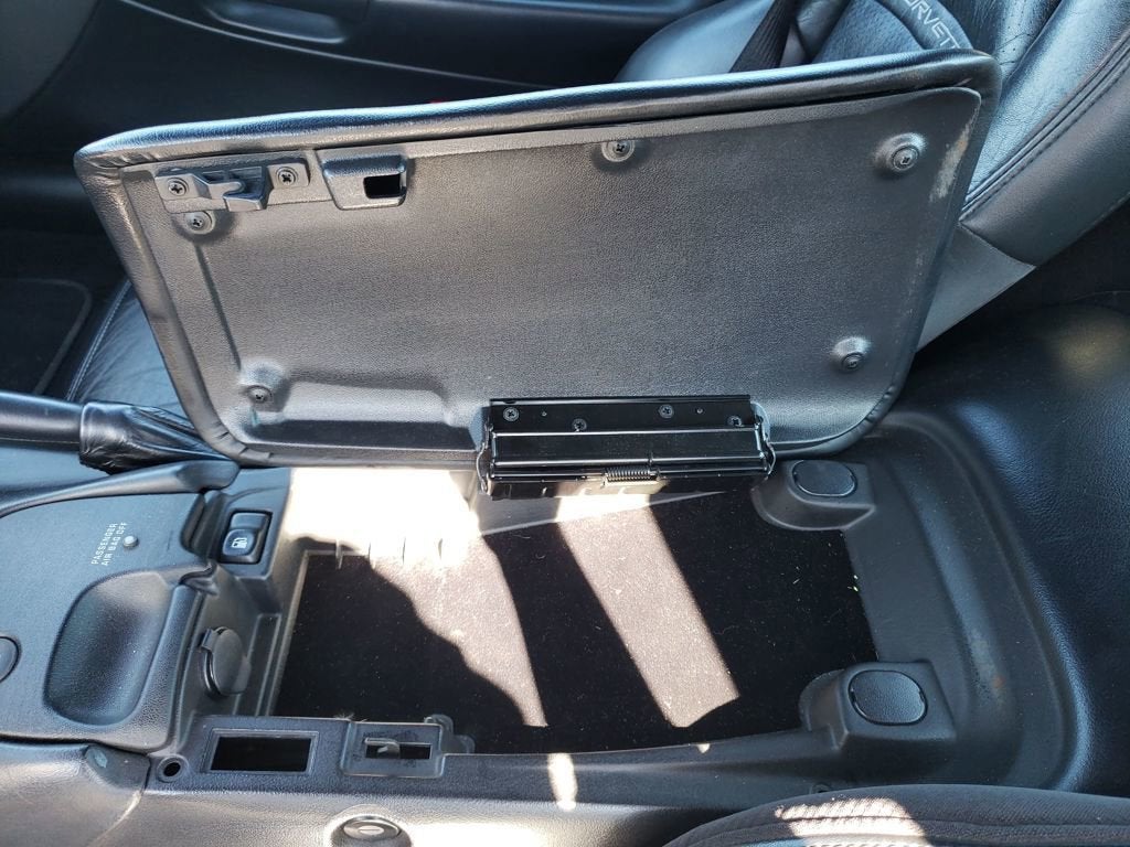 2000 Chevrolet Corvette Base