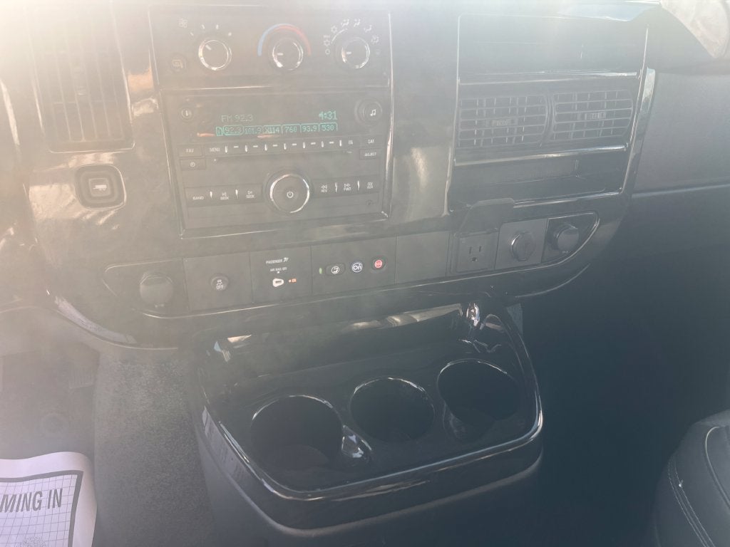 2023 Chevrolet Express Cargo 2500 1WT