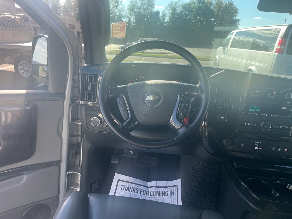 2023 Chevrolet Express Cargo 2500 1WT