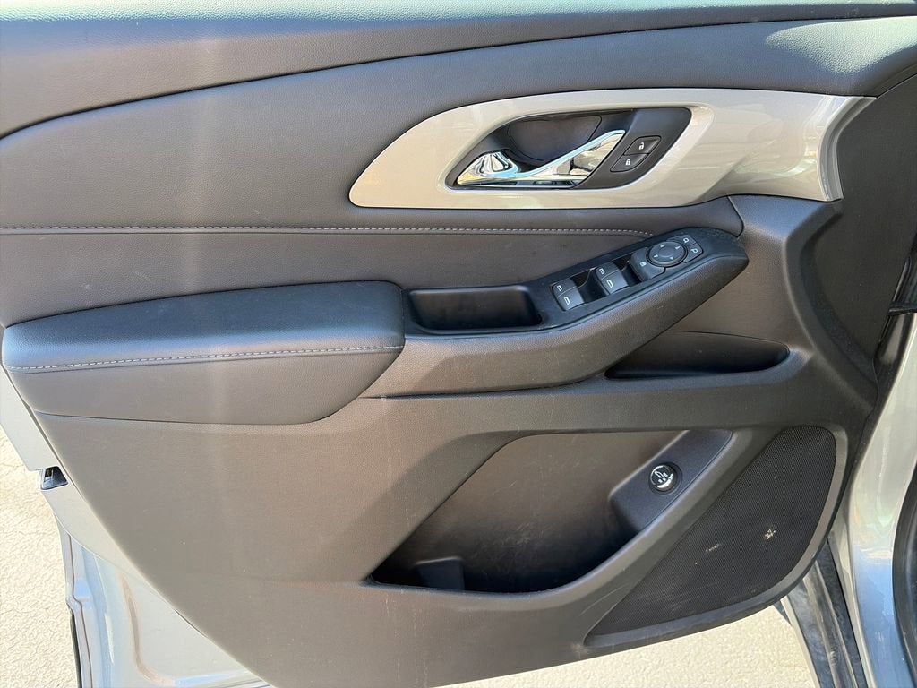 2024 Chevrolet Traverse Limited LT Cloth