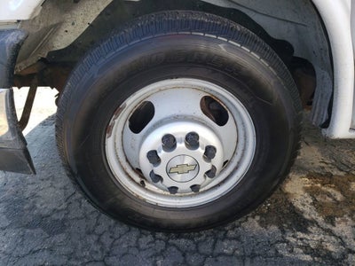 2018 Chevrolet Express Cutaway 3500 Base