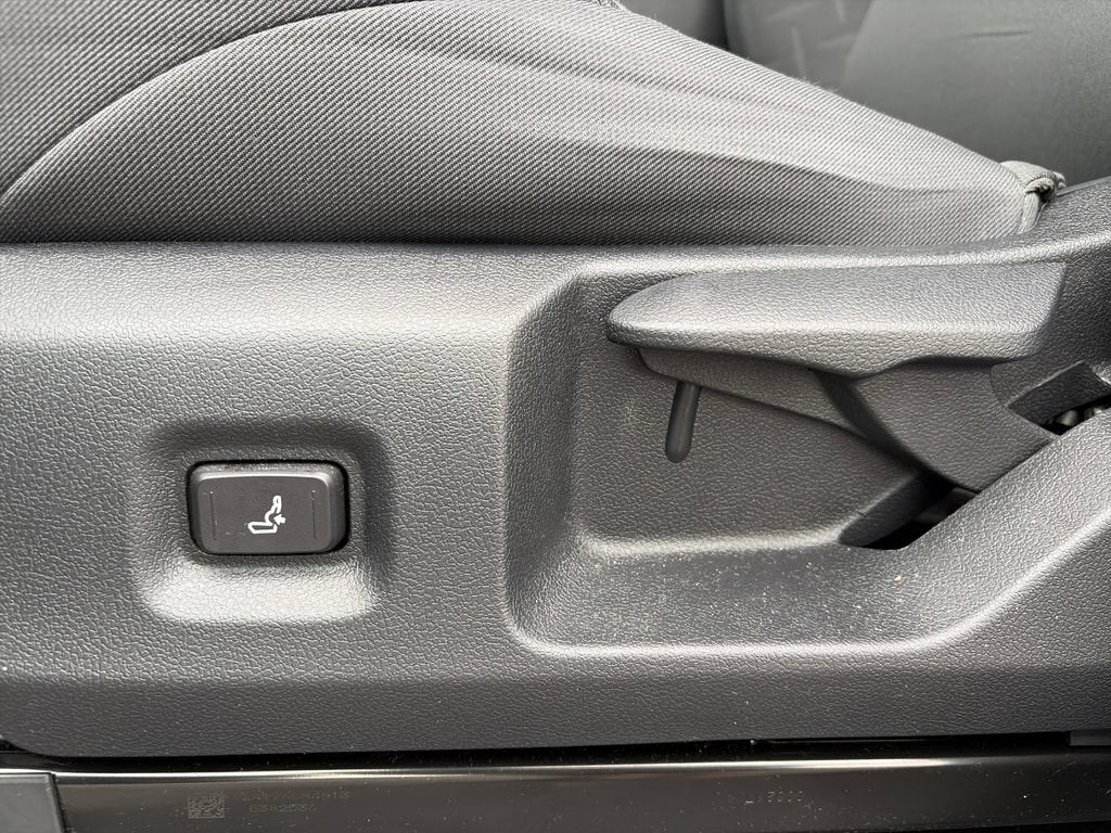 2024 Toyota Tacoma 4WD SR