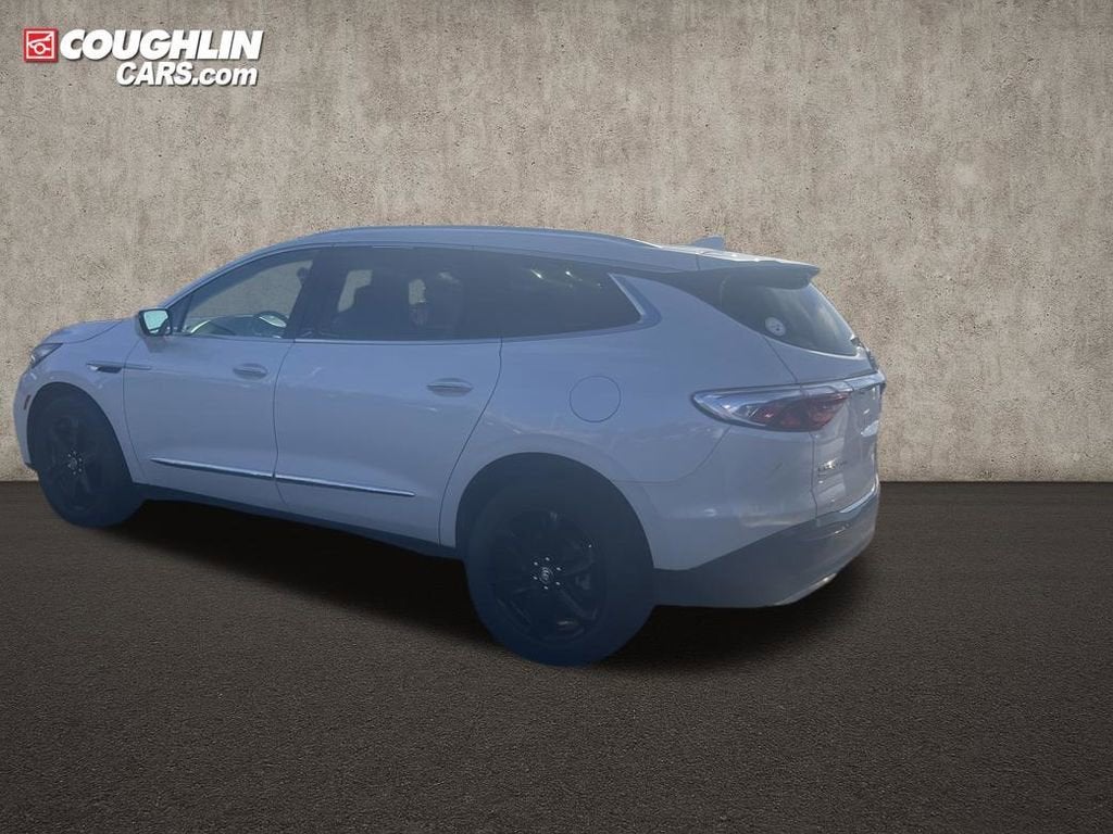 2024 Buick Enclave Essence