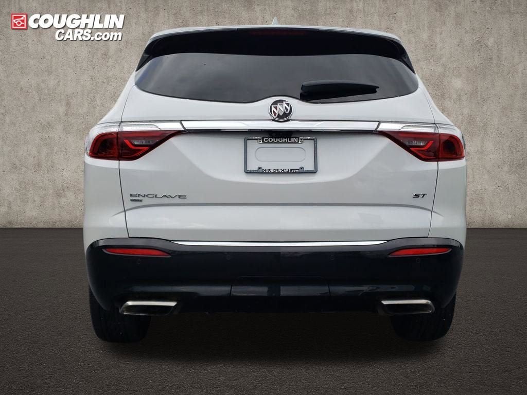 2024 Buick Enclave Essence