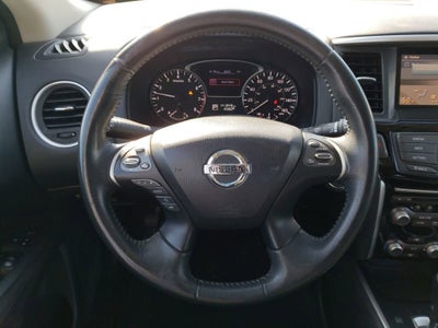 2014 Nissan Pathfinder SV