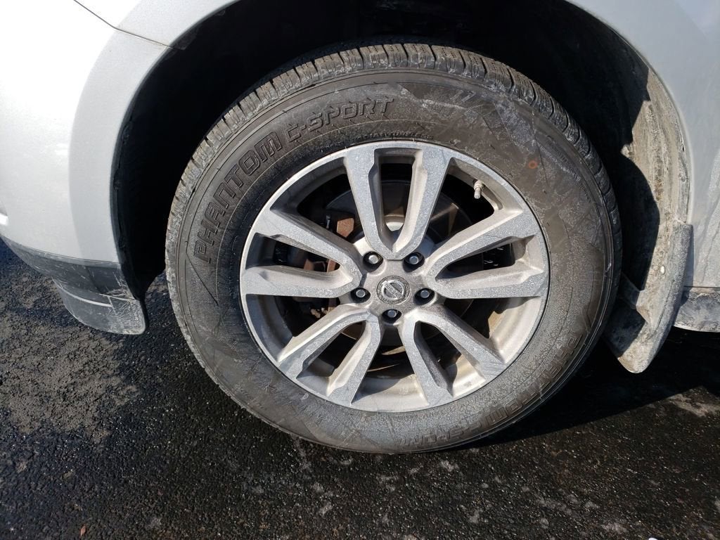 2014 Nissan Pathfinder SV