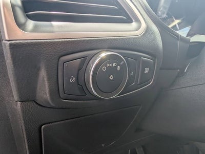 2022 Ford Edge SE