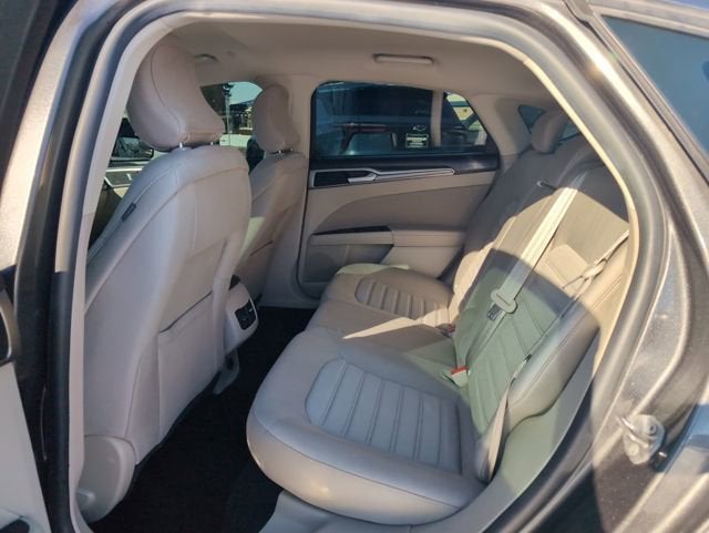 2018 Ford Fusion Hybrid SE