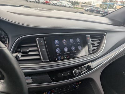 2024 Buick Enclave Essence