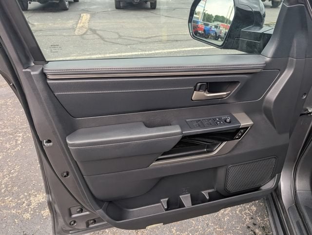 2025 Toyota Tundra 4WD SR5