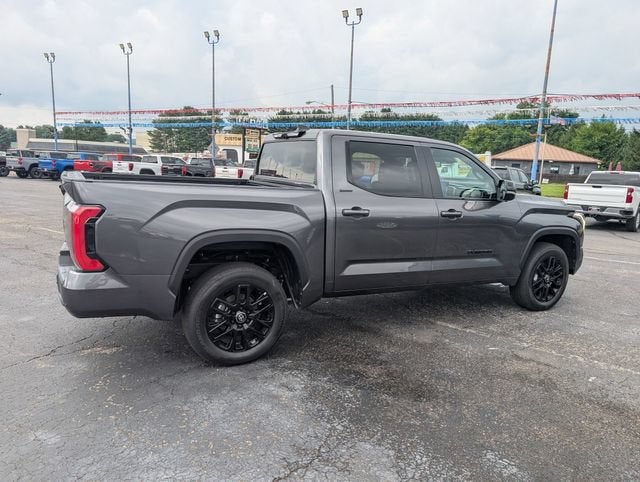 2025 Toyota Tundra 4WD SR5